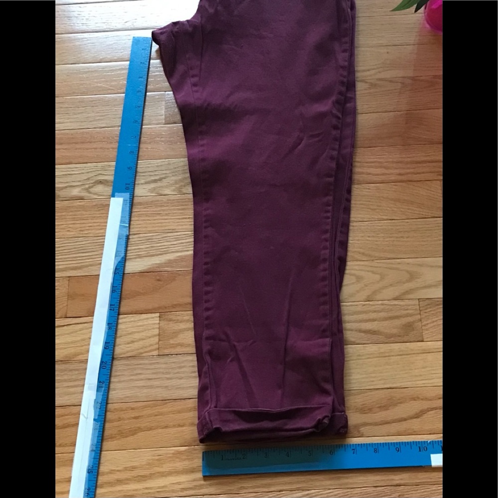🩸Sz L | Iris | Raspberry/Burgundy | Cropped Skinny Pants 💃🏽 - Picture 6 of 7